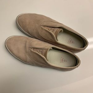 HUF “Dylan” in pink suede. Size 12